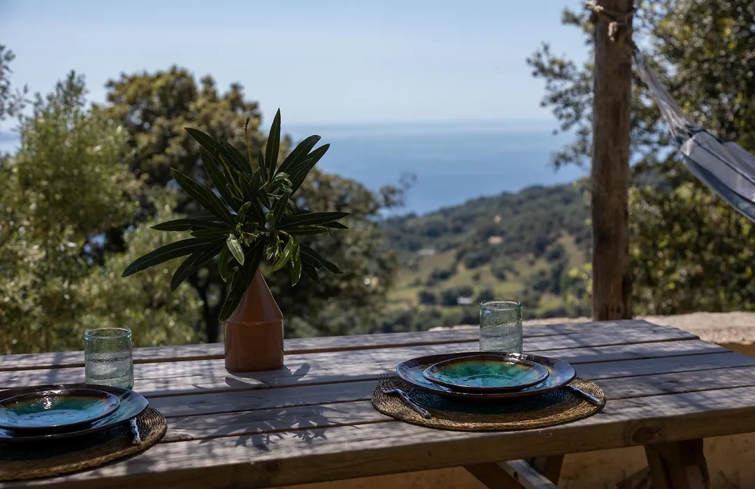 charmante bergerie à Cargese tres belle vue mer avec jardin-1